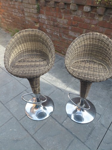 Two wicker kitchen bar - bar, stool